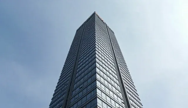 新媒体运营在日常管理中的性能表现与适用场景分析